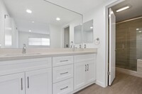 828 18th St in Santa Monica, CA - Building Photo - Building Photo