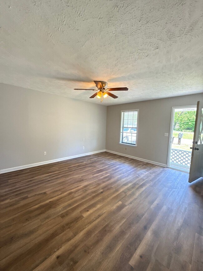 319 N Bond Ave in Brownsville, TN - Building Photo - Building Photo