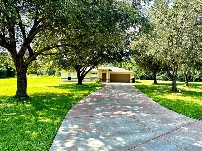 property at 4416 Redcoat Dr
