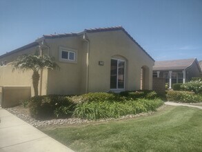 8256 Triplett Ln in Hemet, CA - Building Photo - Building Photo
