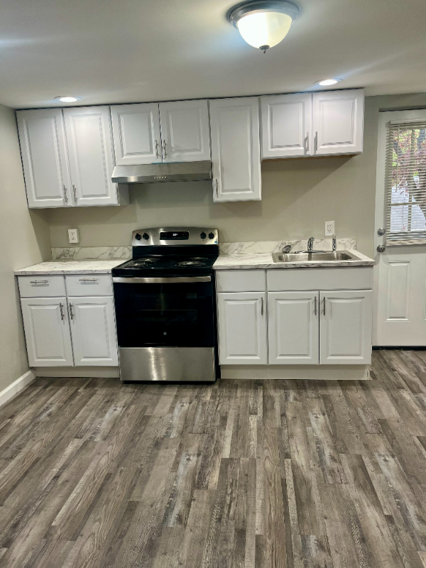 property at 625 N Miller St