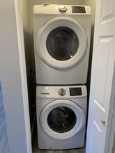 5914 Streamview Dr, Unit 1 in San Diego, CA - Foto de edificio - Building Photo