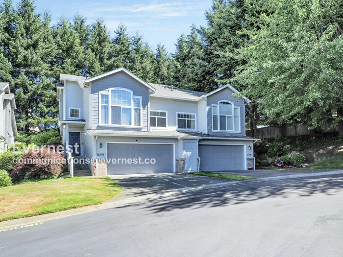 4123 Fieldstone Dr in Lynnwood, WA - Building Photo