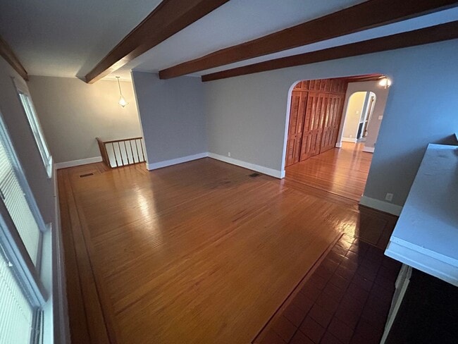 1229 Eastern Pkwy in Louisville, KY - Building Photo - Building Photo