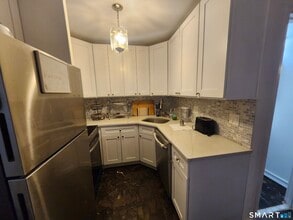 4 Union Ave in Norwalk, CT - Foto de edificio - Building Photo