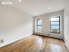 315 W 116th St in New York, NY - Building Photo - Building Photo