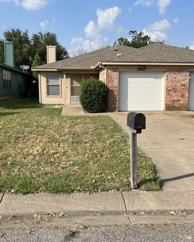 property at 10258 Aurora Dr