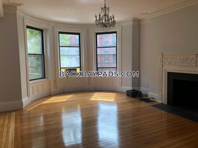429 Marlborough St