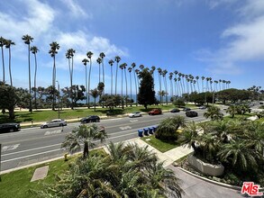 515 Ocean Ave in Santa Monica, CA - Building Photo - Building Photo