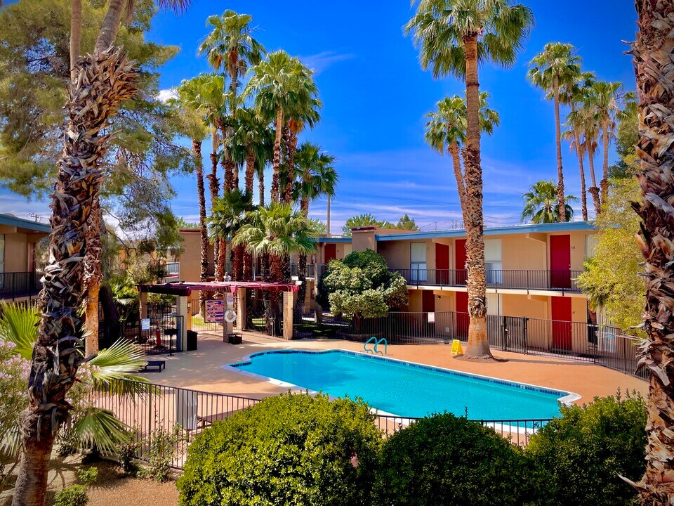 Maryland Park Apartments in Las Vegas, NV - Building Photo