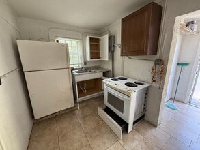 604 NW 9th Ave in Pompano Beach, FL - Building Photo - Building Photo