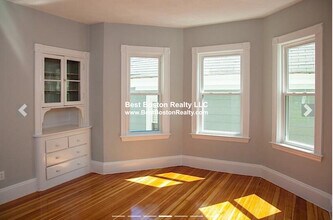 23 Granite St, Unit 2 in Somerville, MA - Building Photo - Building Photo