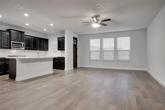 5548 Crawford Dr in North Richland Hills, TX - Building Photo - Building Photo