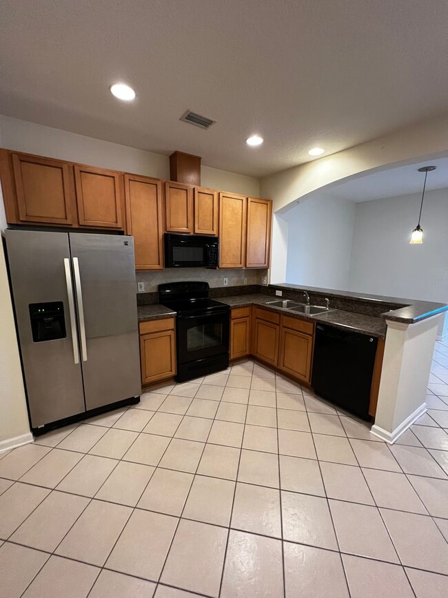 12999 Sunset Lake Dr in Jacksonville, FL - Building Photo - Building Photo