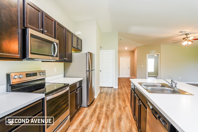property at 3208 6th St SW