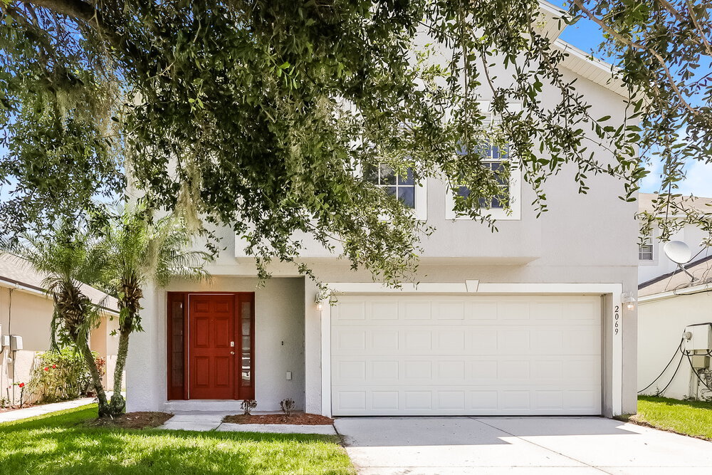 2069 Whispering Trails Blvd in Winter Haven, FL - Building Photo