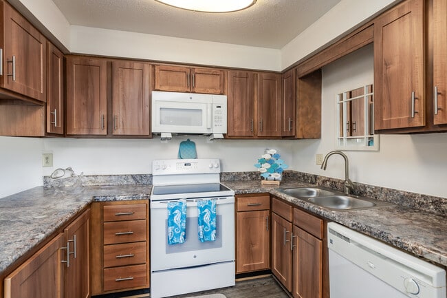 Ocean Pebbles Apartments