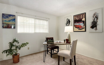 4445 Avocado St in Los Angeles, CA - Building Photo - Building Photo