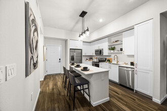 Indigo Stuart Apartments in Stuart, FL - Building Photo - Interior Photo