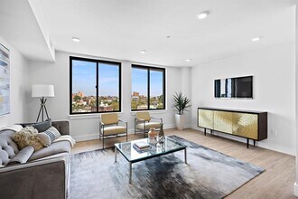 136-144 Summit Ave in Jersey City, NJ - Foto de edificio - Building Photo