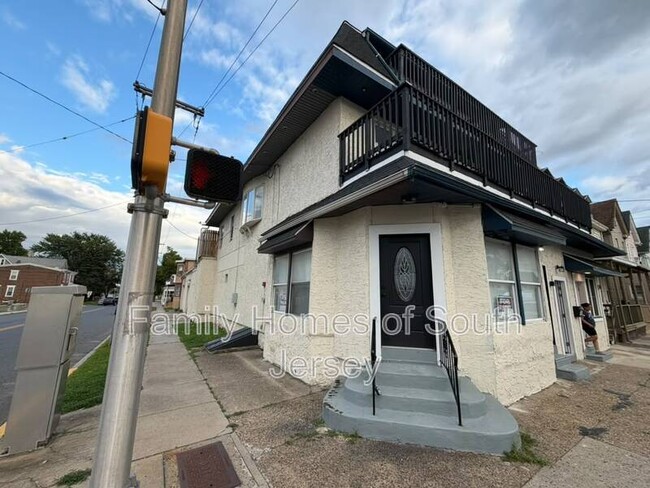 property at 242 N Broadway