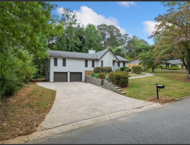1315 Shiloh Trail E Northwest in Kennesaw, GA - Building Photo - Building Photo
