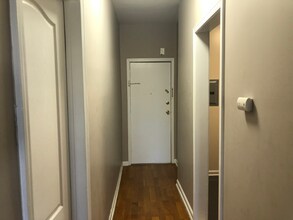 146 Manhattan Ave in Jersey City, NJ - Building Photo - Building Photo
