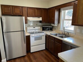 1778 Hillview Rd in Shoreview, MN - Building Photo - Building Photo
