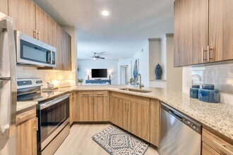Ridgeview in Austin, TX - Foto de edificio - Building Photo