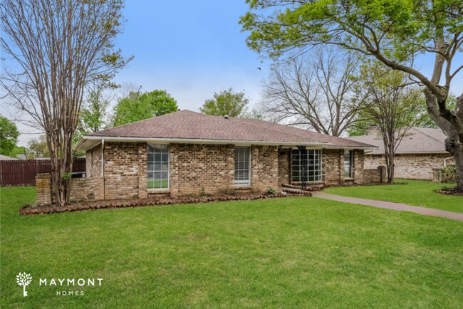 1040 Rosewood Dr in Desoto, TX - Building Photo - Building Photo