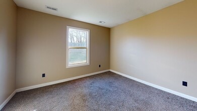 6123-61-6125 Pinto Ln in Country Club, MO - Foto de edificio - Building Photo
