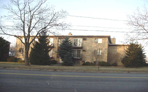 4864 Broadview Rd in Brecksville, OH - Building Photo - Building Photo