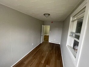 663 E Market St in York, PA - Foto de edificio - Building Photo