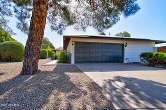 1201 E Northview Ave in Phoenix, AZ - Building Photo - Building Photo