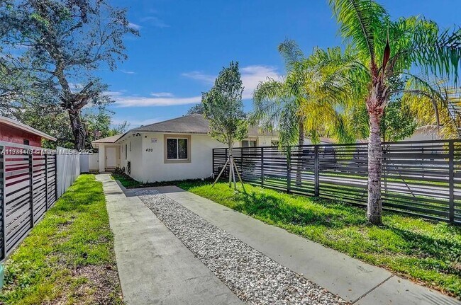 420 NW 51st St