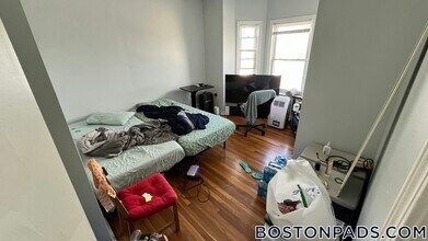 119 George St, Unit 3 in Boston, MA - Building Photo - Building Photo