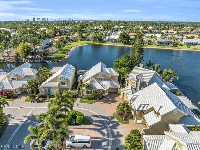 28712 Carmel Way in Bonita Springs, FL - Building Photo - Building Photo