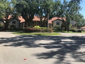 9856 Costa Mesa Ln, Unit 601 in Bonita Springs, FL - Building Photo