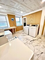 58 4th St in Fall River, MA - Building Photo