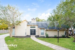 15603 Sandy Hill Dr in Houston, TX - Building Photo