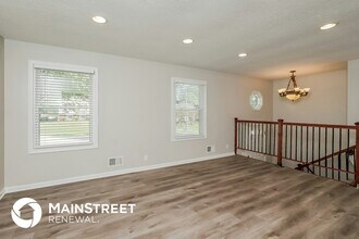 12318 Crosswinds Dr in Middletown, KY - Building Photo - Building Photo