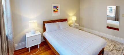 31 Queensberry St, Unit 1-2 in Boston, MA - Foto de edificio - Building Photo