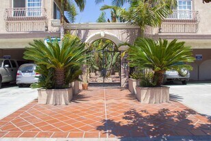 3608 Keystone Av, Unit 08 05 in Los Angeles, CA - Building Photo