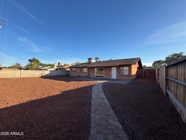 7508 E Holly St in Scottsdale, AZ - Building Photo - Building Photo