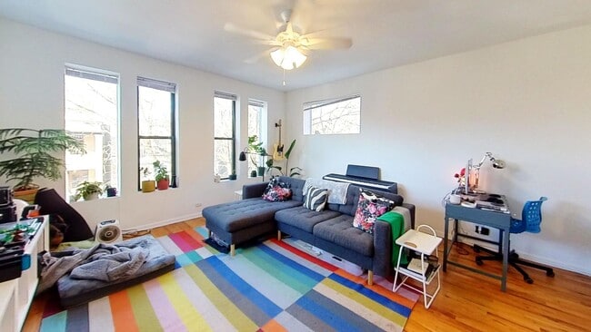 1439 W Balmoral Ave in Chicago, IL - Building Photo - Building Photo