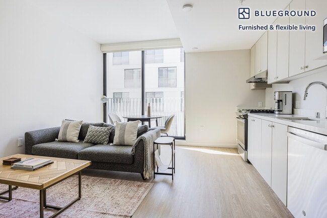 200 Mesnager St in Los Angeles, CA - Building Photo - Building Photo
