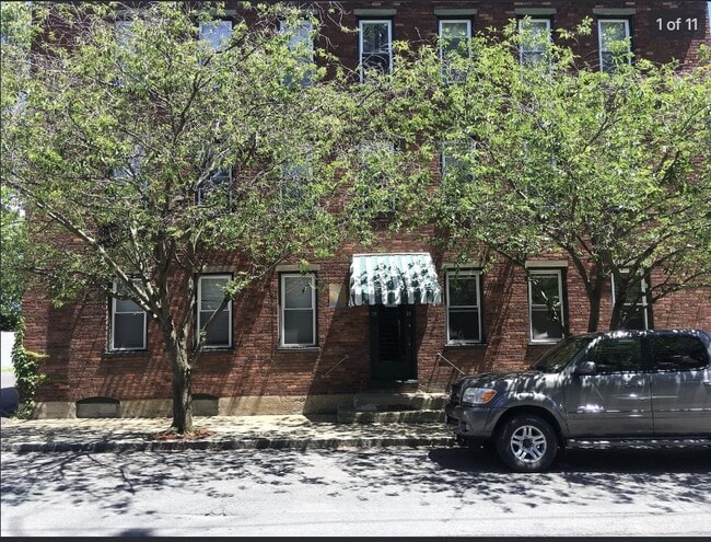 23 Monroe St, Unit 23 2F