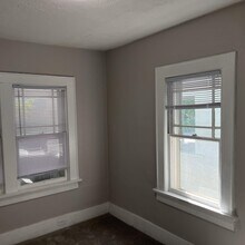 1115 Clover St in South Bend, IN - Building Photo - Building Photo