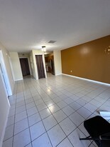 6446 Pennsylvania Ave in New Port Richey, FL - Building Photo
