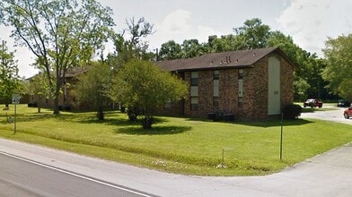 865 TX-105 in Sour Lake, TX - Building Photo - Building Photo